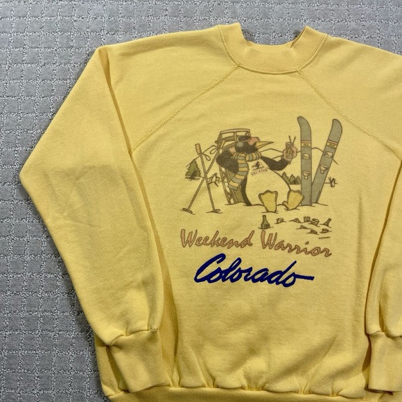 Other - VTG 80s Colorado Penguin Weekend Warrior Ski Resort Sz Small Yellow Sweatshirt